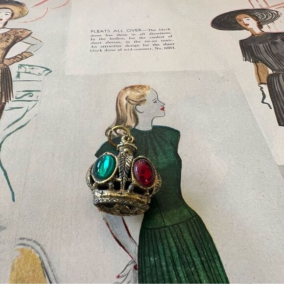 Vintage Elegant Crown Czech with Red and Green Accent stones - Picture 2 of 3